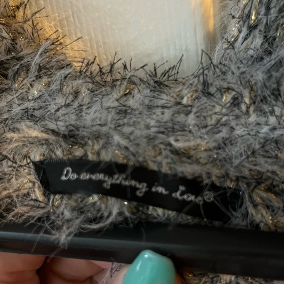 Cozy long sleeve sweater - Picture 7 of 8